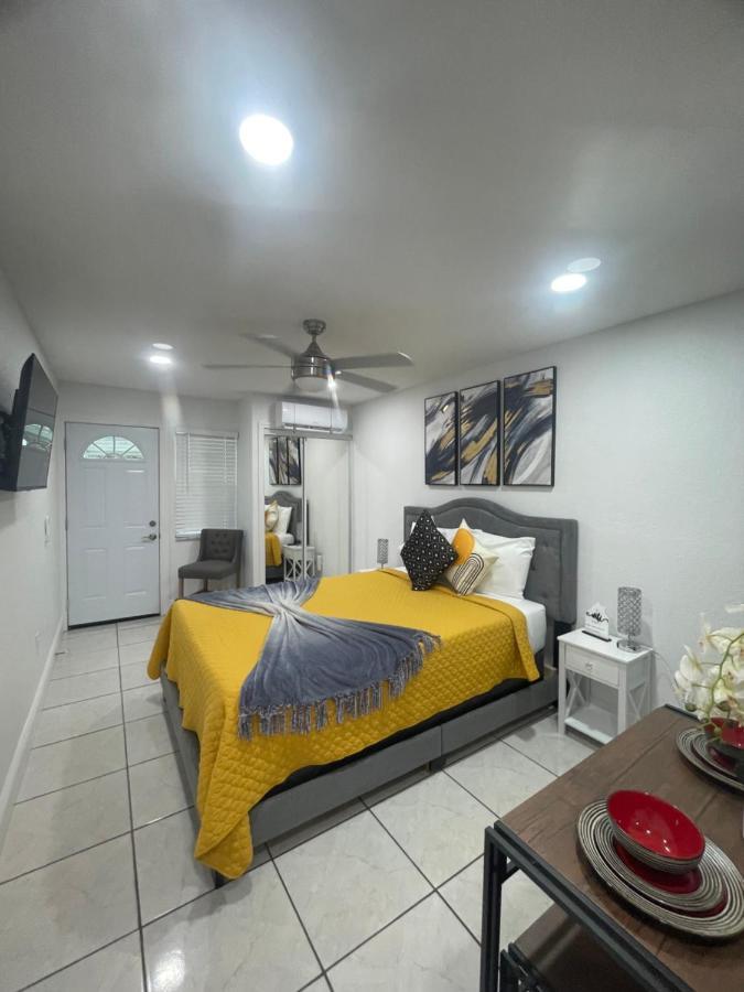 Tranquilo Y Fantastico Apartamento Cerca De Playas Y Areopuerto Tampa Bagian luar foto