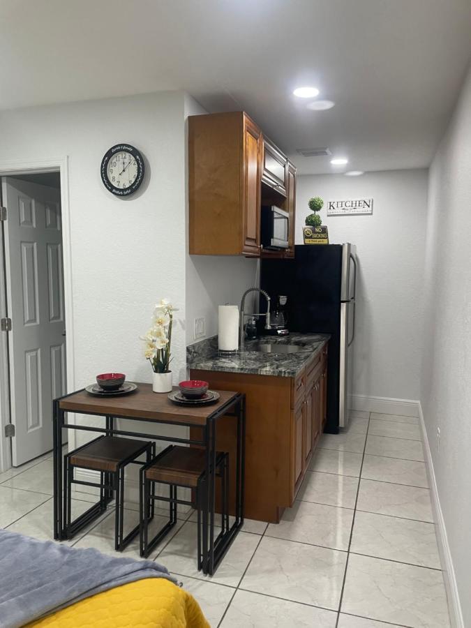 Tranquilo Y Fantastico Apartamento Cerca De Playas Y Areopuerto Tampa Bagian luar foto