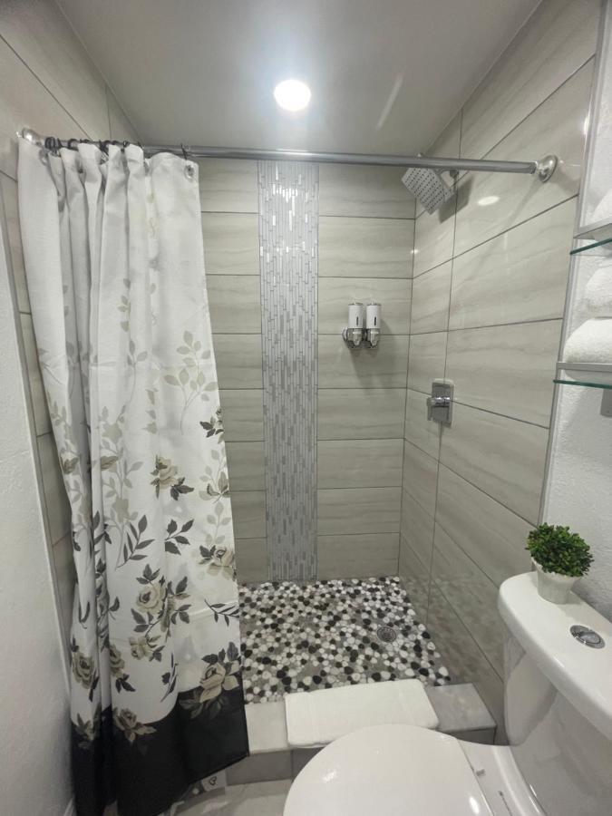 Tranquilo Y Fantastico Apartamento Cerca De Playas Y Areopuerto Tampa Bagian luar foto